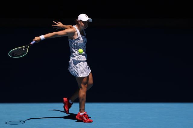 开云体育app-澳网迎史上最“陌生”女单八强 谁将捧起达芙妮杯？